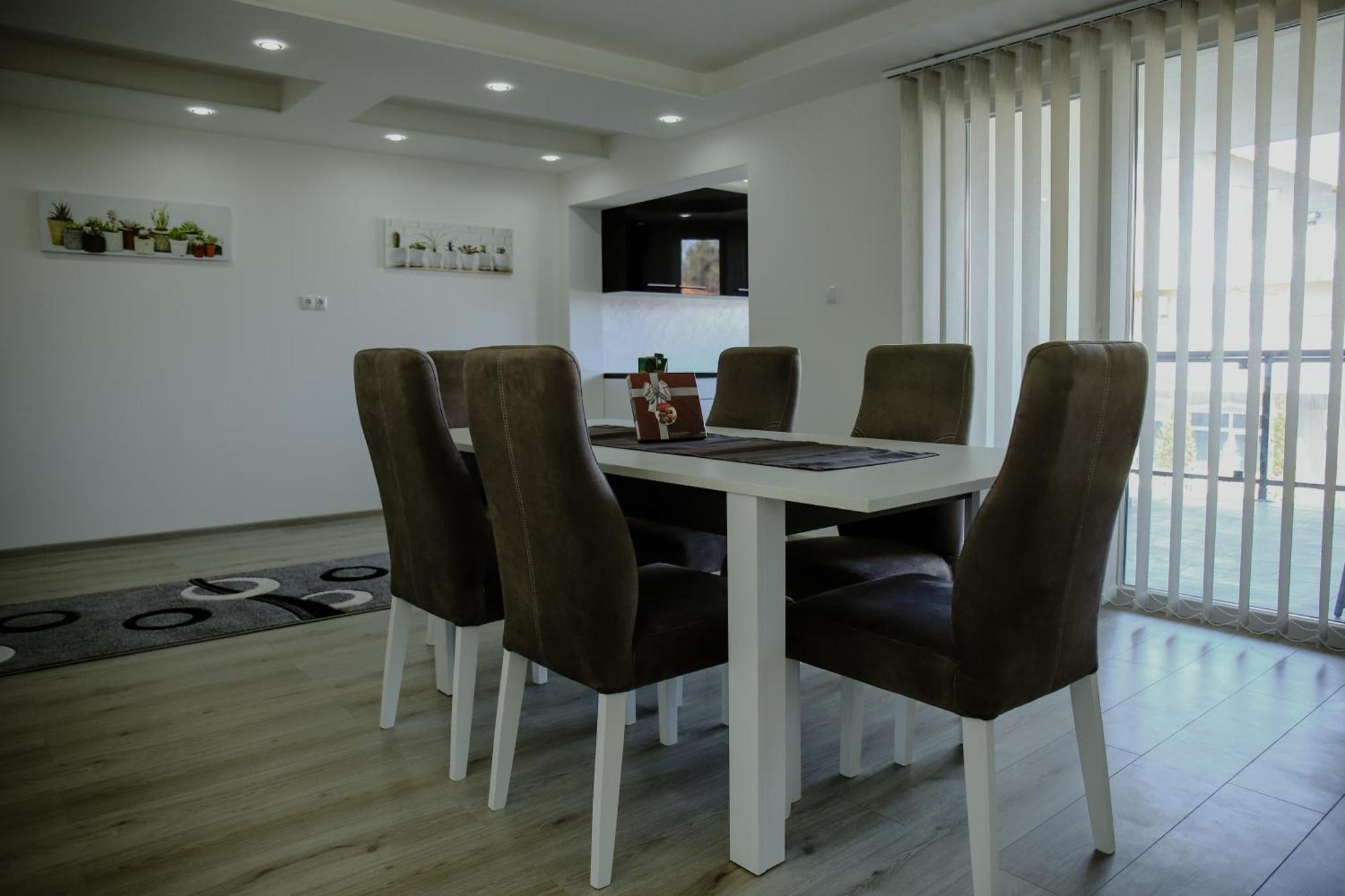 Deluxe Apartments Sarajevo Ngoại thất bức ảnh