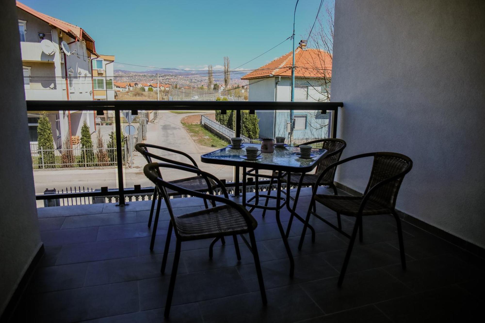 Deluxe Apartments Sarajevo Ngoại thất bức ảnh