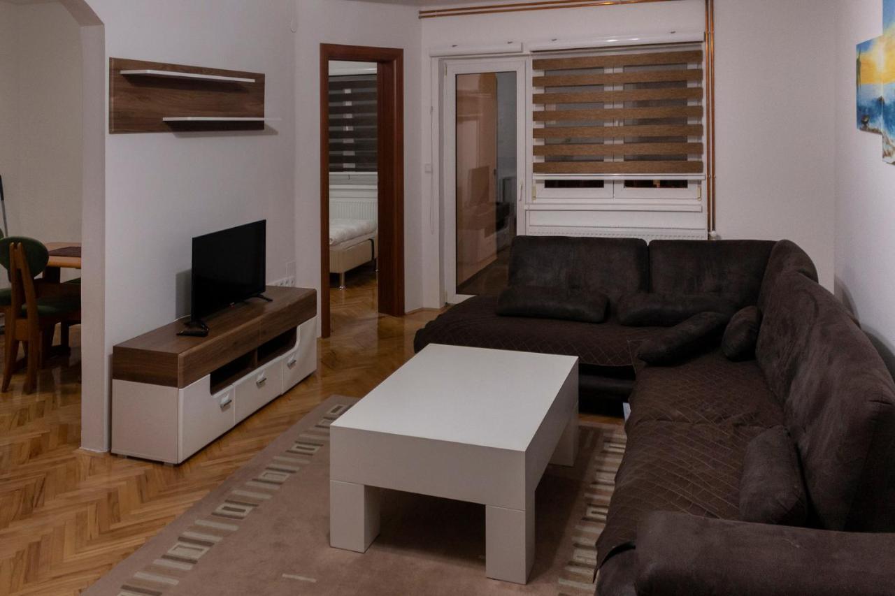 Deluxe Apartments Sarajevo Ngoại thất bức ảnh